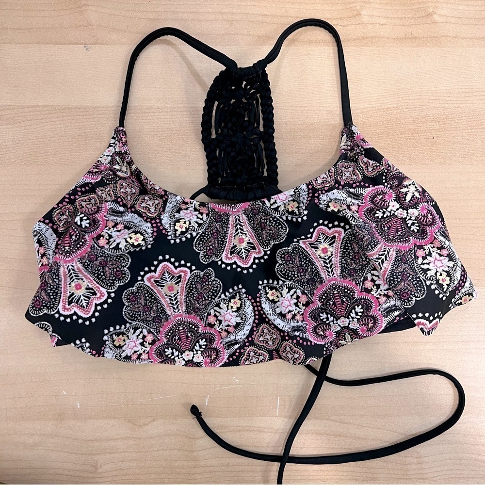 Arizona jeans crochet bikini top